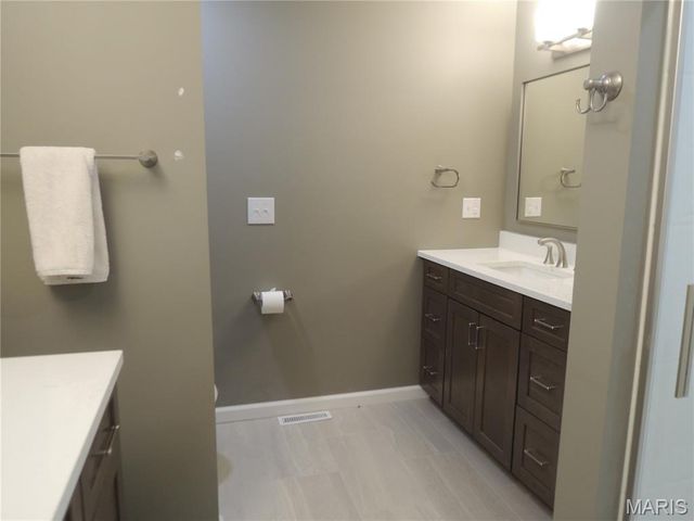 1180 Campground Trail, Greenville, IL 62246