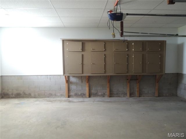 1180 Campground Trail, Greenville, IL 62246