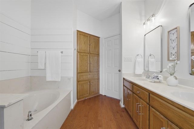 400 Split Oak DR, Pflugerville, TX 78660