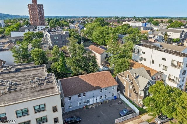 165 Godwin Ave, Paterson City, NJ 07501