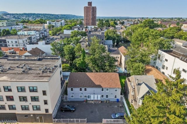 165 Godwin Ave, Paterson City, NJ 07501