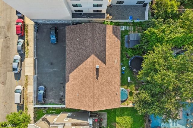 165 Godwin Ave, Paterson City, NJ 07501