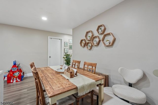 165 Godwin Ave, Paterson City, NJ 07501