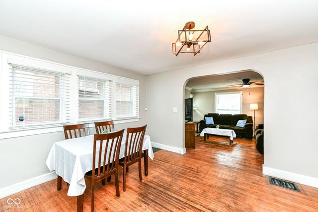 3559 Carrollton Avenue, Indianapolis, IN 46205