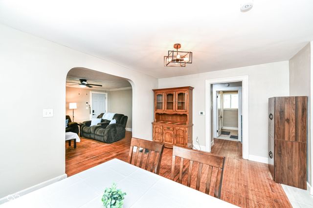 3559 Carrollton Avenue, Indianapolis, IN 46205