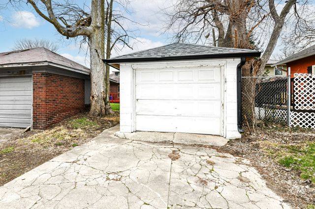 3559 Carrollton Avenue, Indianapolis, IN 46205