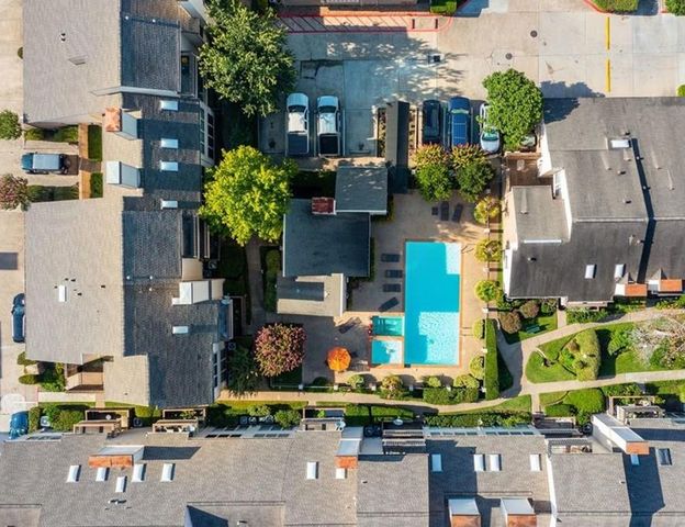 2277 S Kirkwood Road 1101, Houston, TX 77077