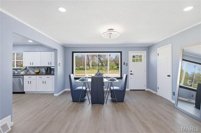 11333 Larimore Road, St Louis, MO 63138