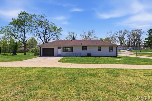 11333 Larimore Road, St Louis, MO 63138