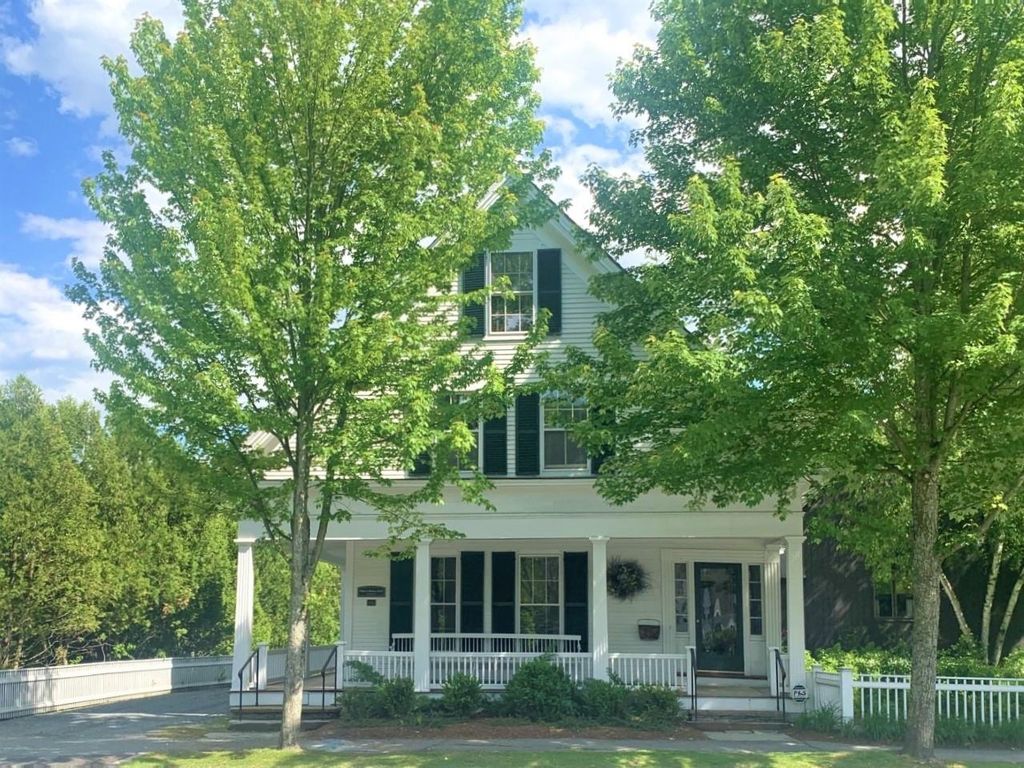 18 The Green, Woodstock, VT 05091
