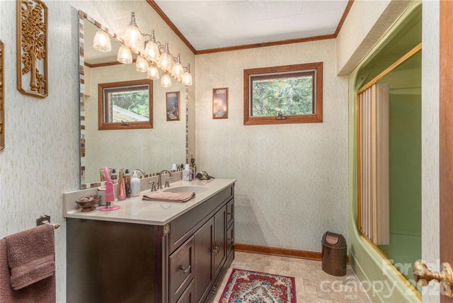 96 Tower Lane, Waynesville, NC 28786