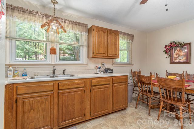 96 Tower Lane, Waynesville, NC 28786