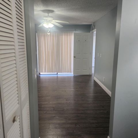 2985 Genoa Place, West Palm Beach, FL 33406