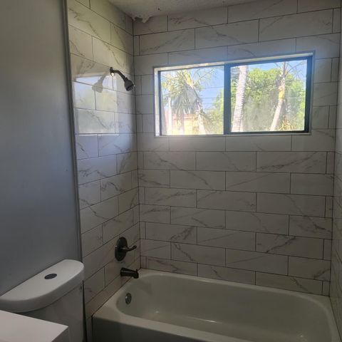 2985 Genoa Place, West Palm Beach, FL 33406