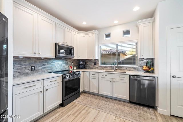 8880 E PARAISO Drive 108, Scottsdale, AZ 85255