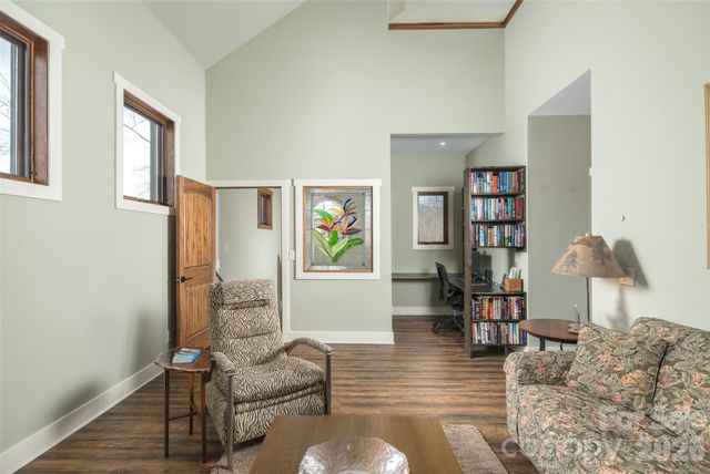 1220 Sweetgrass Drive, Blowing Rock, NC 28605