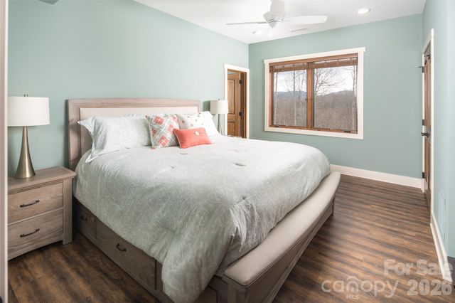 1220 Sweetgrass Drive, Blowing Rock, NC 28605