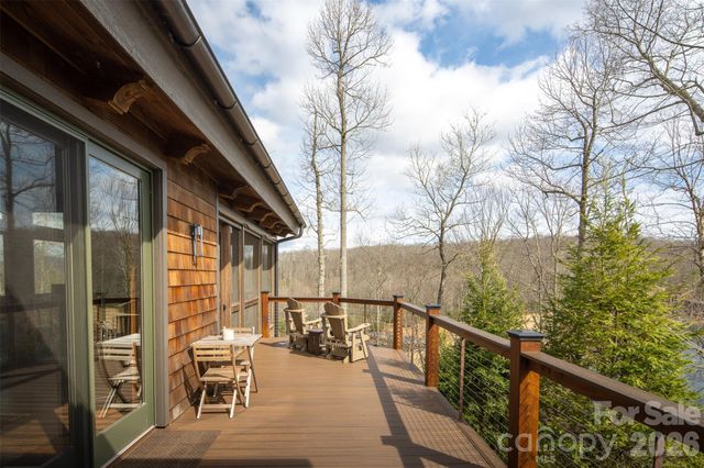1220 Sweetgrass Drive, Blowing Rock, NC 28605