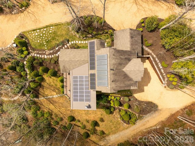 1220 Sweetgrass Drive, Blowing Rock, NC 28605