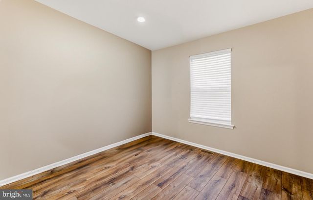 155 ACORN DR, Mount Royal, NJ 08061