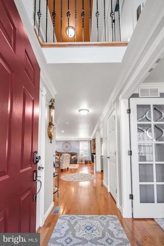 721 LOCUST LN, Ambler, PA 19002