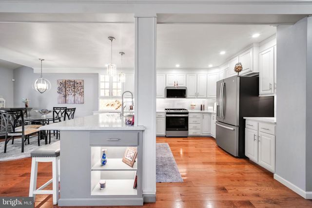 721 LOCUST LN, Ambler, PA 19002