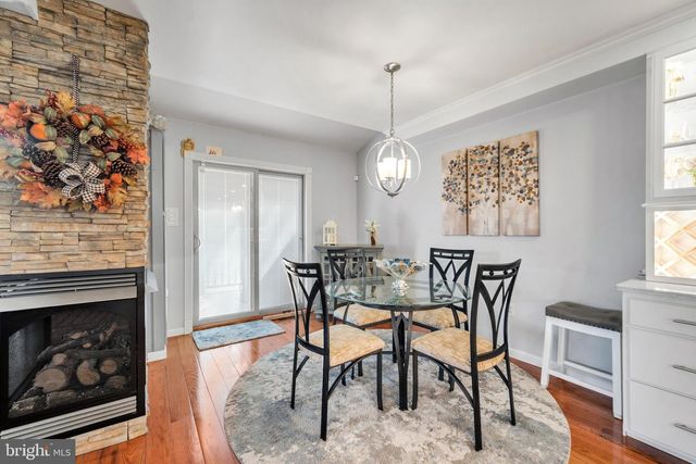 721 LOCUST LN, Ambler, PA 19002