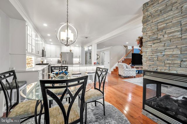 721 LOCUST LN, Ambler, PA 19002