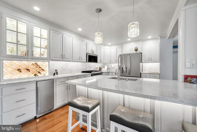 721 LOCUST LN, Ambler, PA 19002