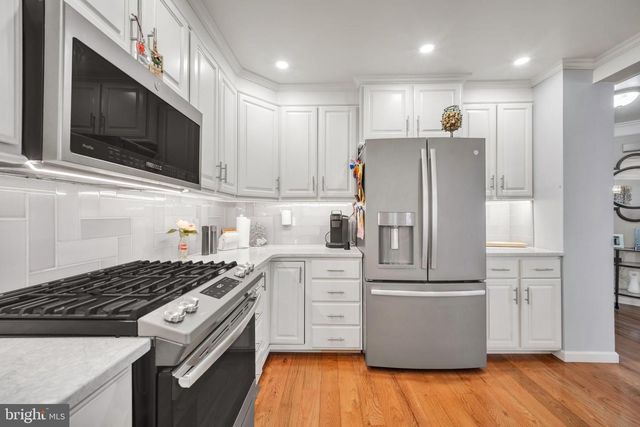 721 LOCUST LN, Ambler, PA 19002