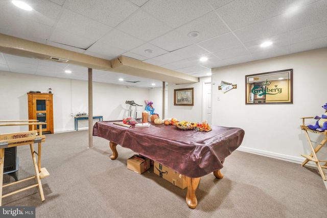 721 LOCUST LN, Ambler, PA 19002