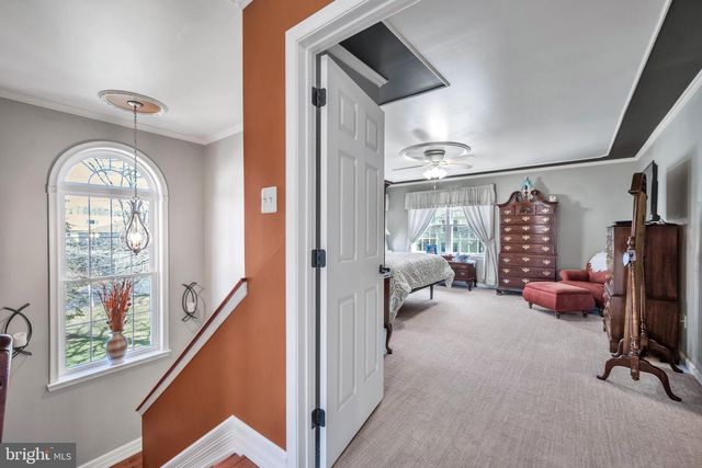 721 LOCUST LN, Ambler, PA 19002