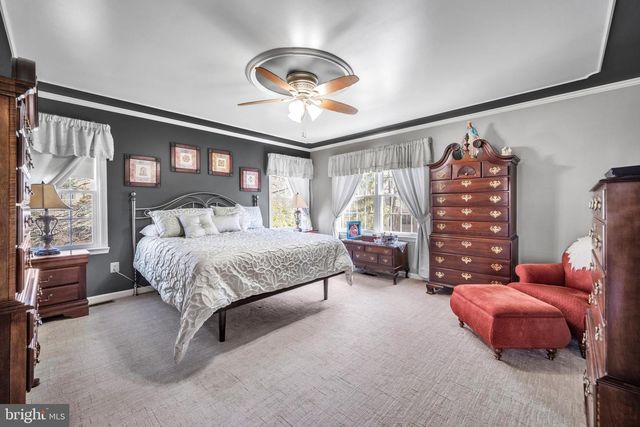 721 LOCUST LN, Ambler, PA 19002