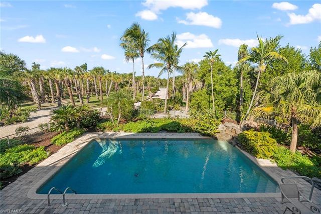 1828 Buckthorn LN, Sanibel, FL 33957