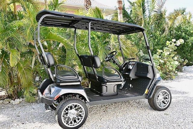 1828 Buckthorn LN, Sanibel, FL 33957