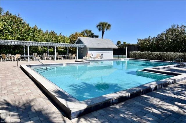 1828 Buckthorn LN, Sanibel, FL 33957