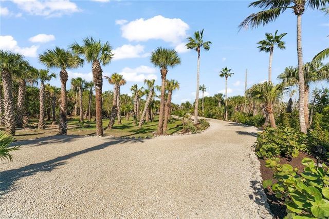 1828 Buckthorn LN, Sanibel, FL 33957