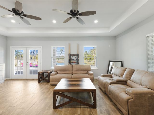 12303 CR-4026, Kemp, TX 75143