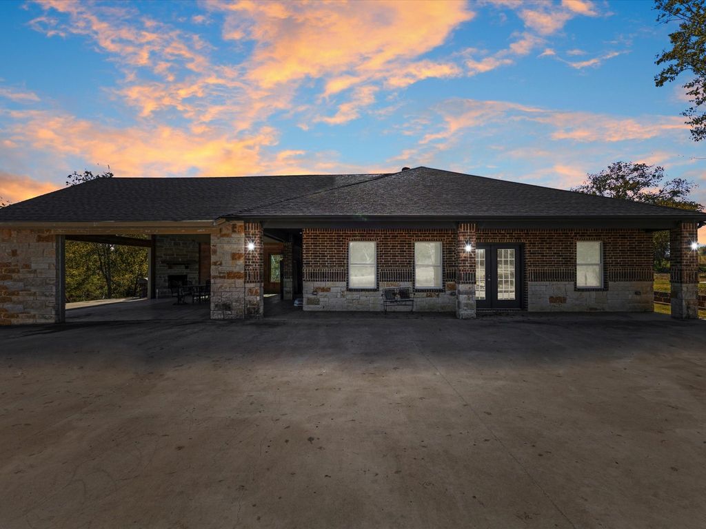 12303 CR-4026, Kemp, TX 75143
