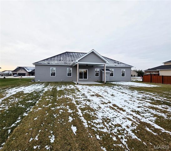 1192 Widgeon Drive, Mascoutah, IL 62258