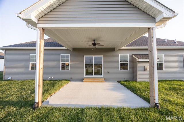 1192 Widgeon Drive, Mascoutah, IL 62258