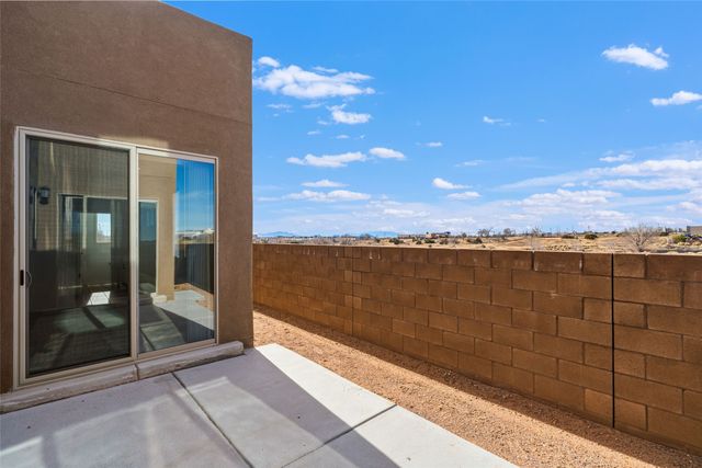 5238 Gold Hill Lane, Santa Fe, NM 87507