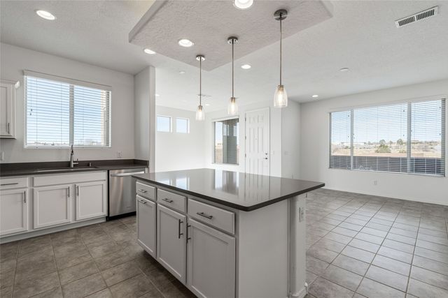 5238 Gold Hill Lane, Santa Fe, NM 87507