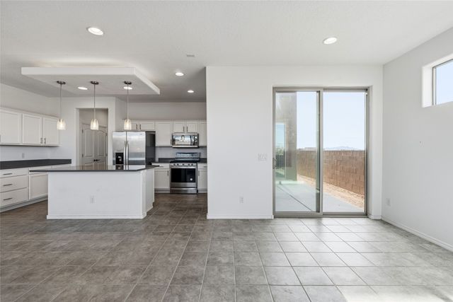 5238 Gold Hill Lane, Santa Fe, NM 87507