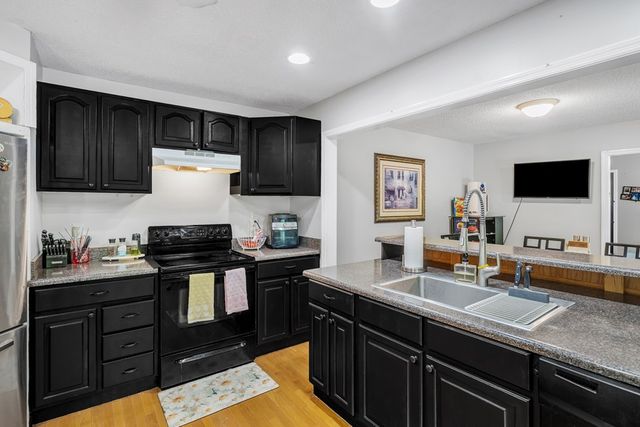 295 Cody Way, Tunnel Hill, GA 30755