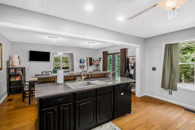 295 Cody Way, Tunnel Hill, GA 30755