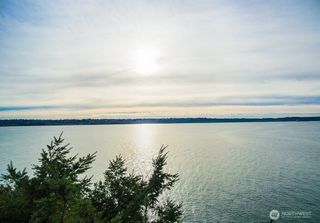 4904 TOK-A-LOU Avenue NE, Tacoma, WA 98422