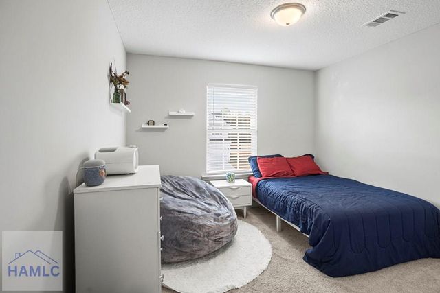 199 Brightleaf Circle, Hinesville, GA 31313