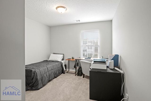 199 Brightleaf Circle, Hinesville, GA 31313