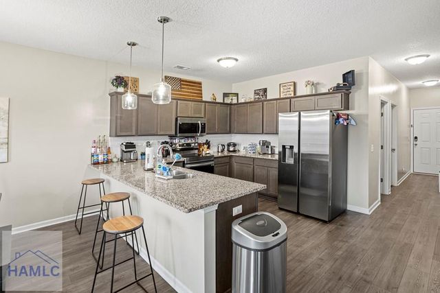 199 Brightleaf Circle, Hinesville, GA 31313